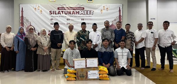 Silaturahmeet FIKOM 2026: Keluarga Besar FIKOM Memberikan Tali Kasih untuk Anak Panti Asuhan Budi Utomo